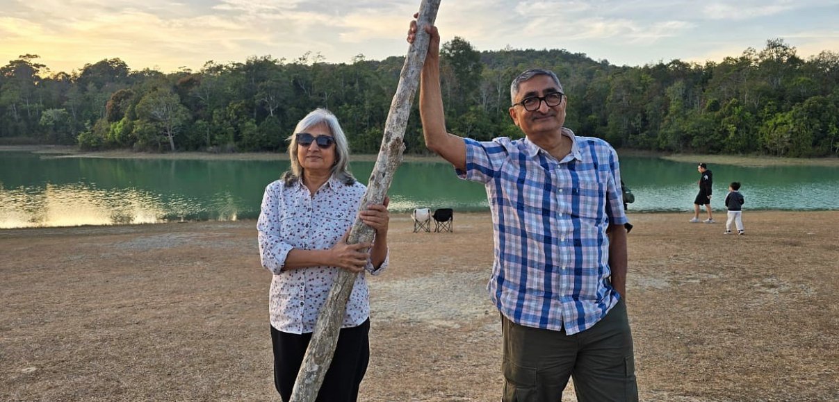 Couples travelling together