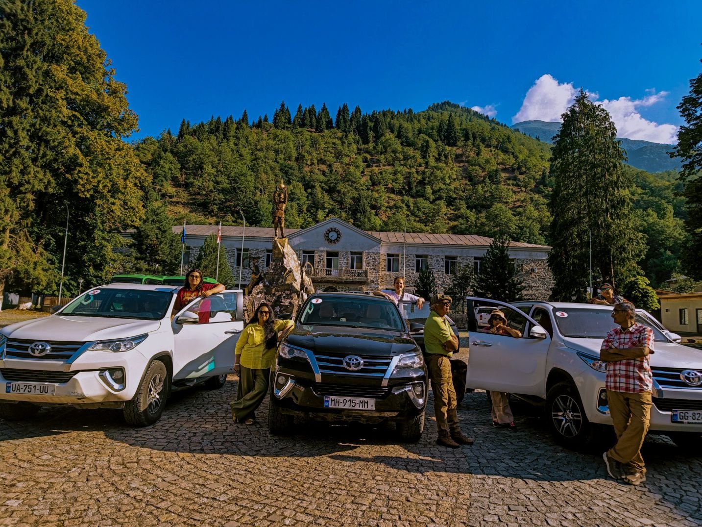 Expedition participants sharing scenic drive views