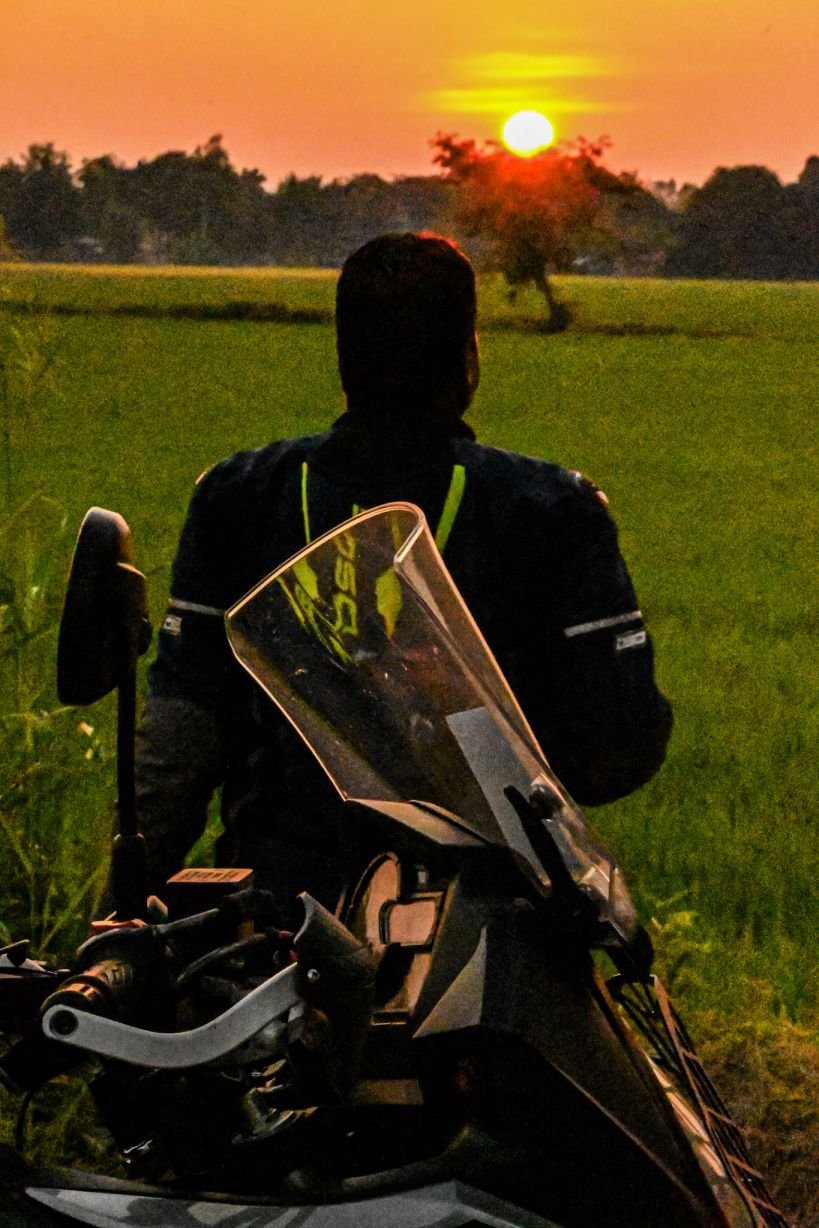 Evening reflection by campfire/lodge